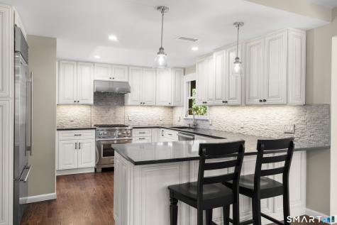 33 Cedar Circle Stamford CT 06905