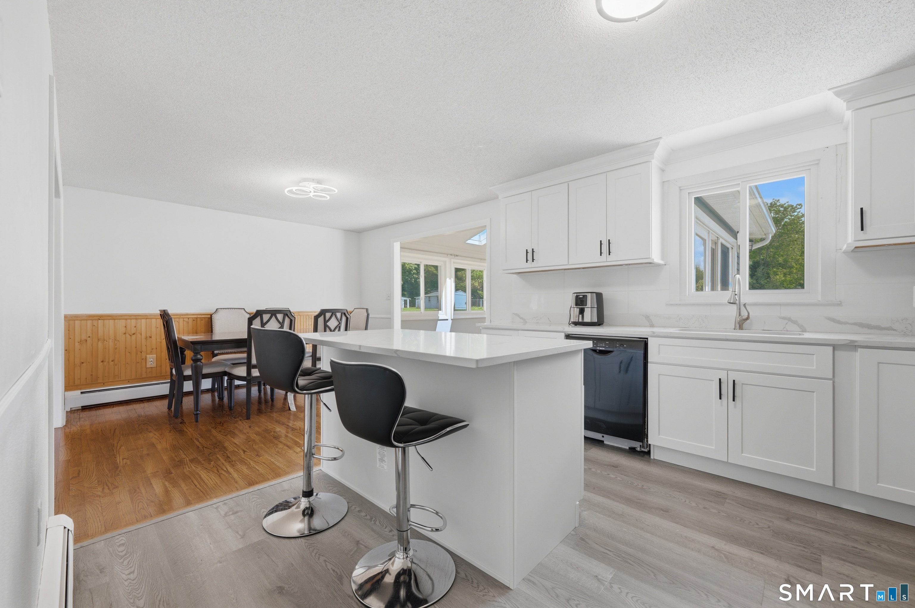 66 Roarke Road North Haven CT 06473