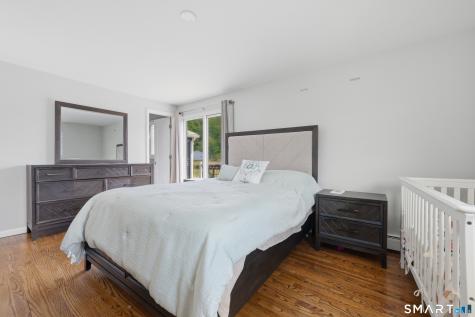 66 Roarke Road North Haven CT 06473