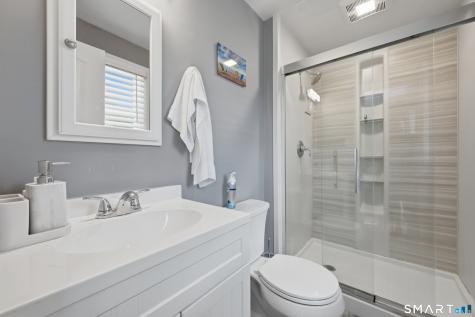 66 Roarke Road North Haven CT 06473