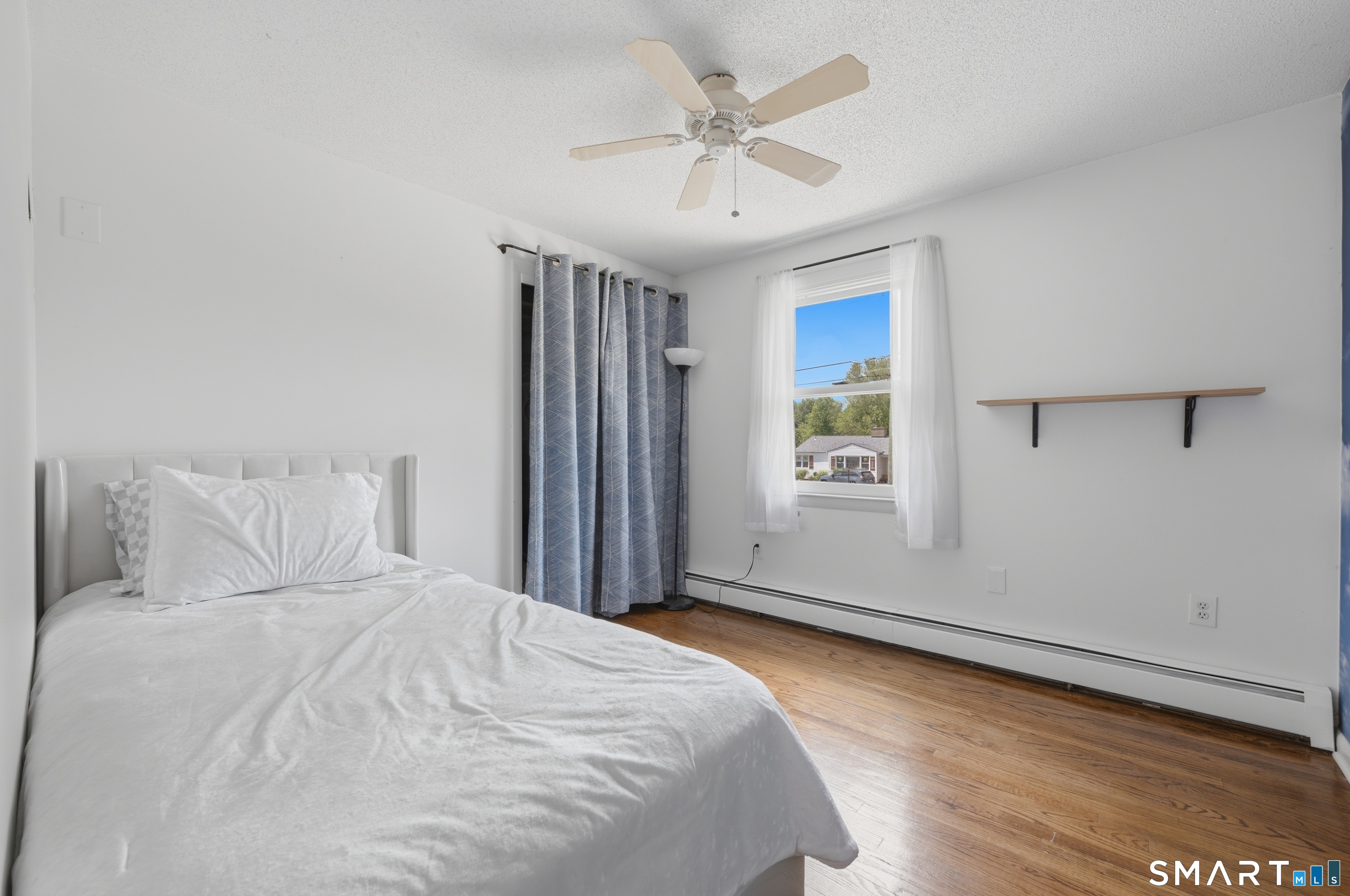 66 Roarke Road North Haven CT 06473