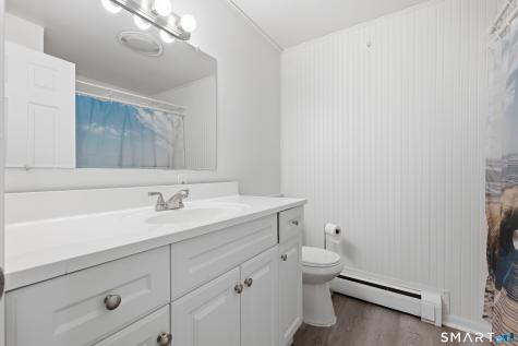 66 Roarke Road North Haven CT 06473