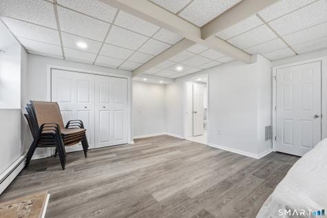 66 Roarke Road North Haven CT 06473