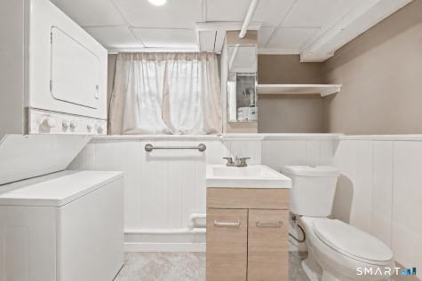91 Mount Carmel Avenue Waterbury CT 06708