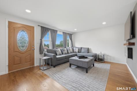 91 Mount Carmel Avenue Waterbury CT 06708
