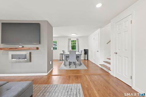 91 Mount Carmel Avenue Waterbury CT 06708