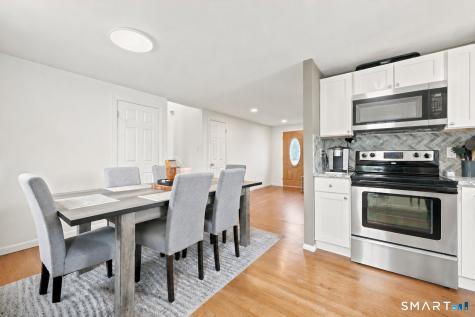 91 Mount Carmel Avenue Waterbury CT 06708