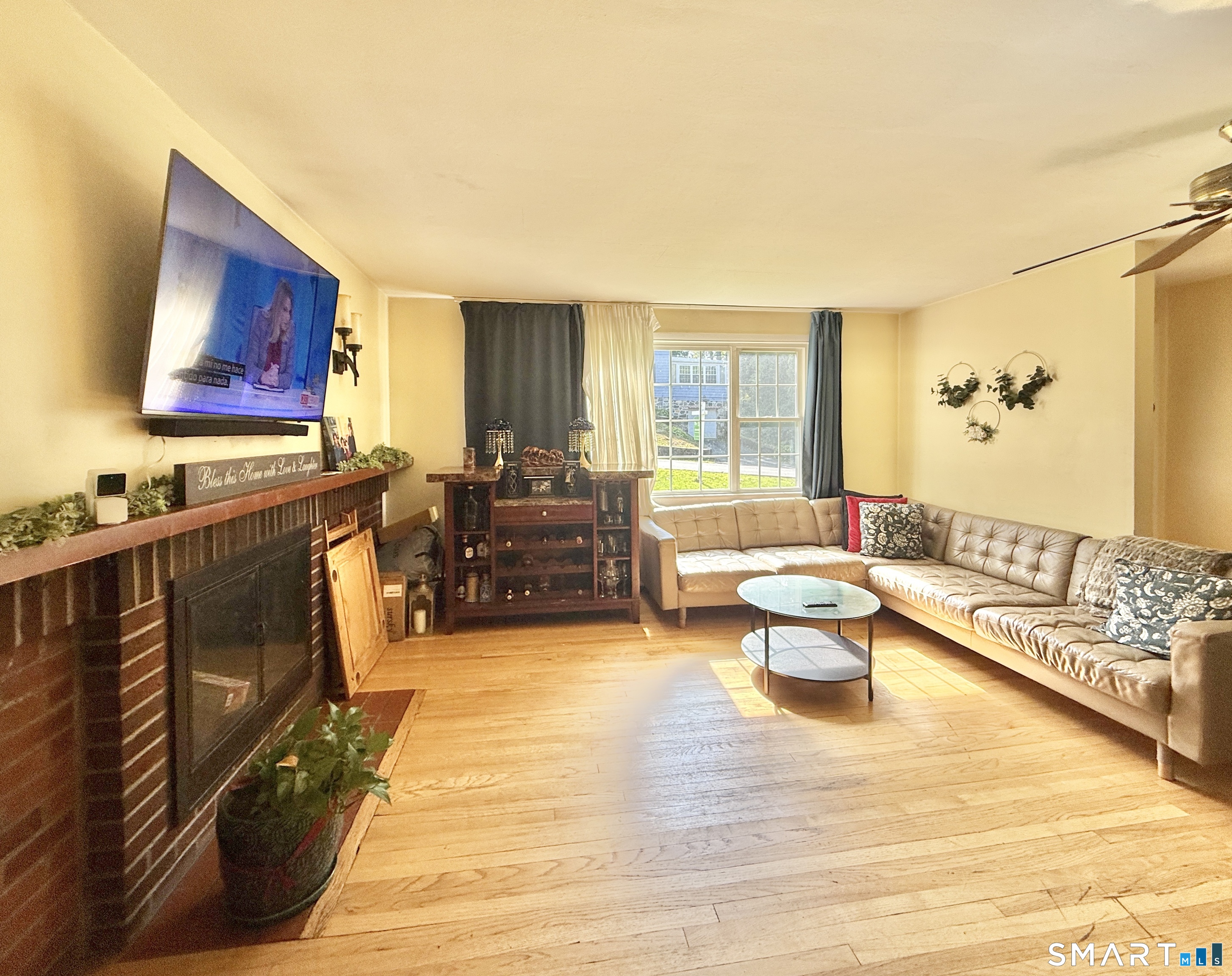 406 Lakeside Drive Bridgeport CT 06606