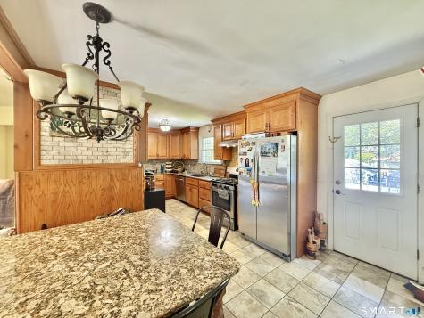 406 Lakeside Drive Bridgeport CT 06606