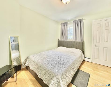 406 Lakeside Drive Bridgeport CT 06606