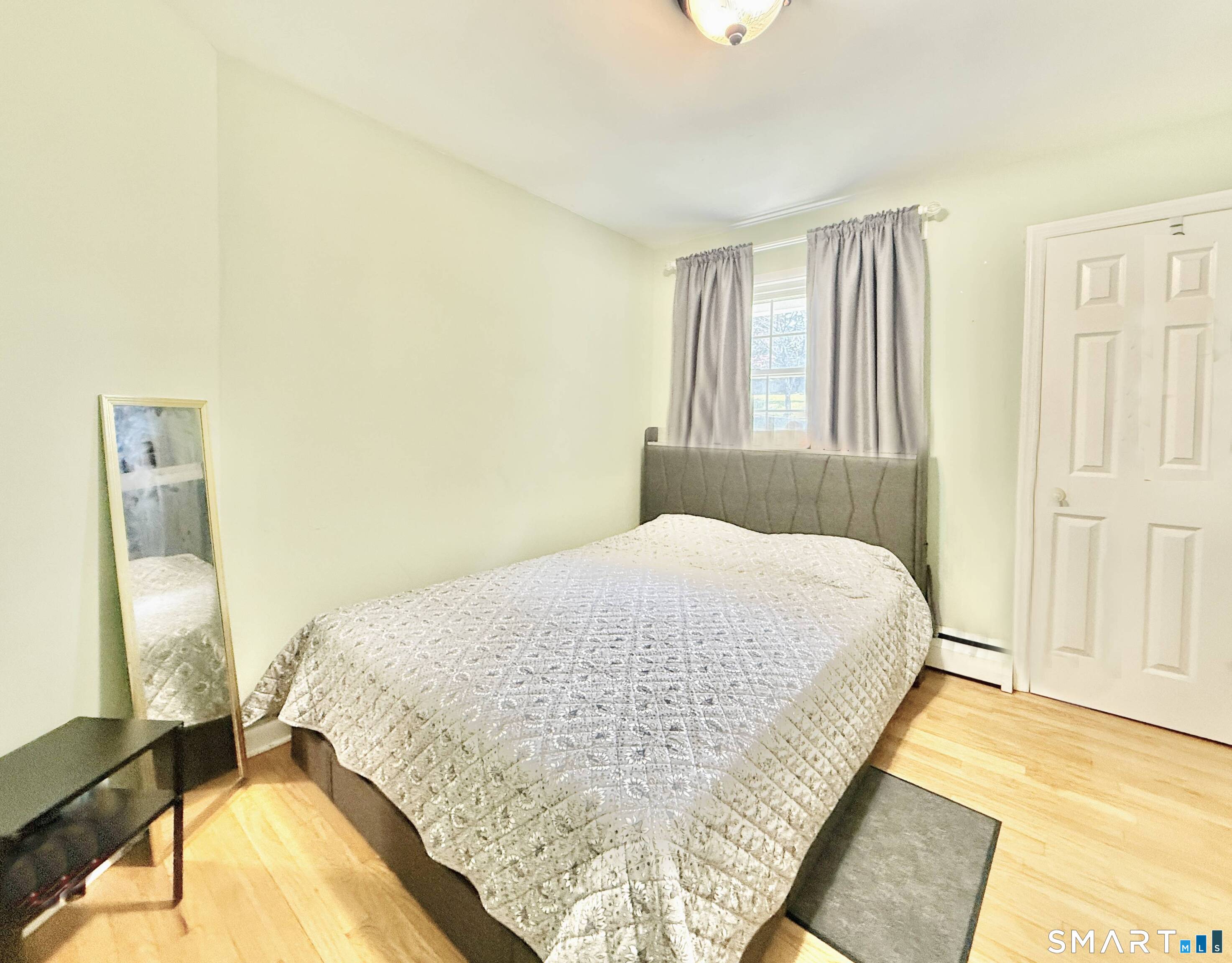 406 Lakeside Drive Bridgeport CT 06606