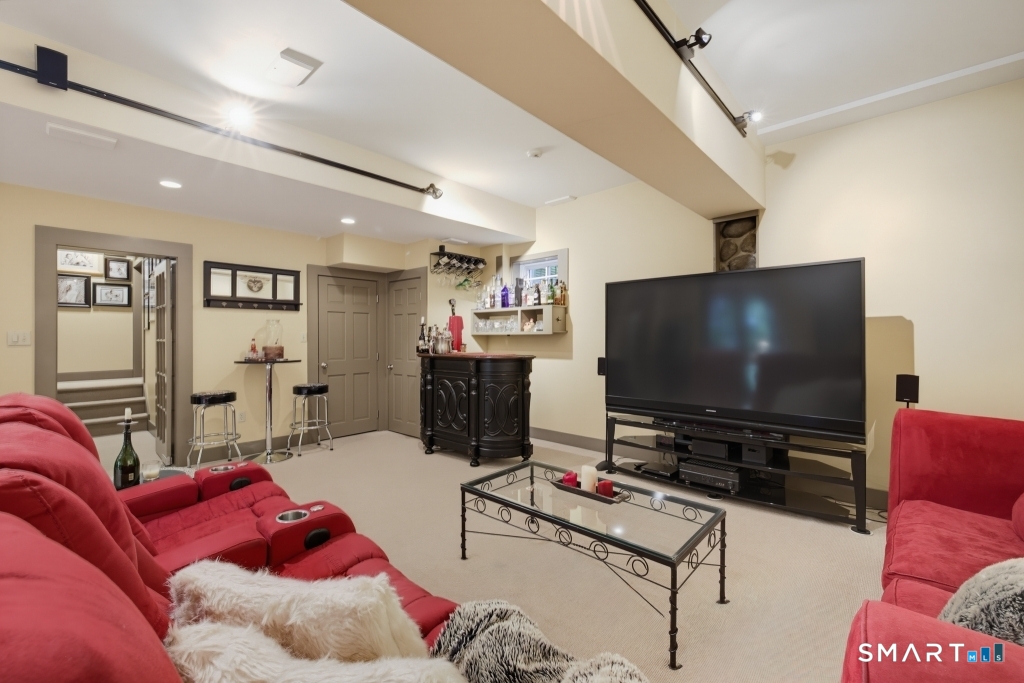 418 Lovely Street Avon CT 06001