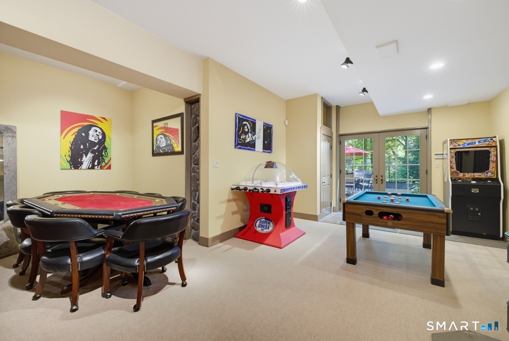418 Lovely Street Avon CT 06001