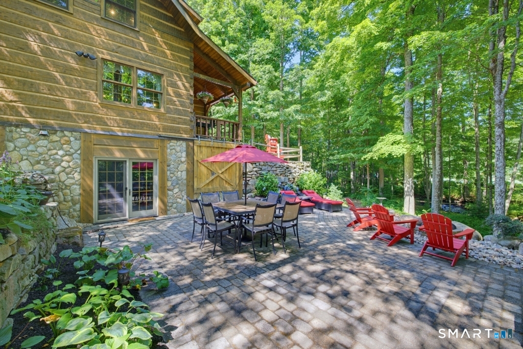 418 Lovely Street Avon CT 06001