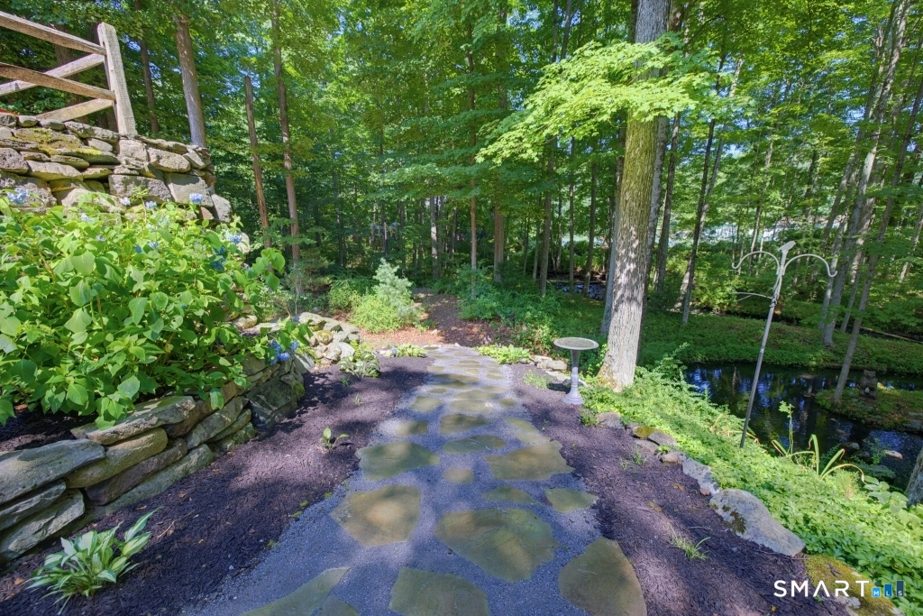 418 Lovely Street Avon CT 06001