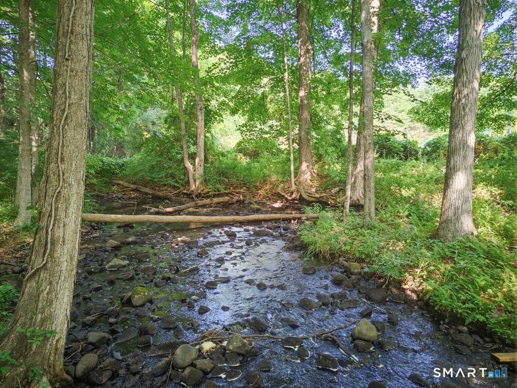 418 Lovely Street Avon CT 06001