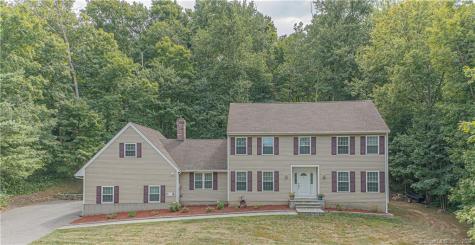 5 Columbia Drive New Fairfield CT 06812