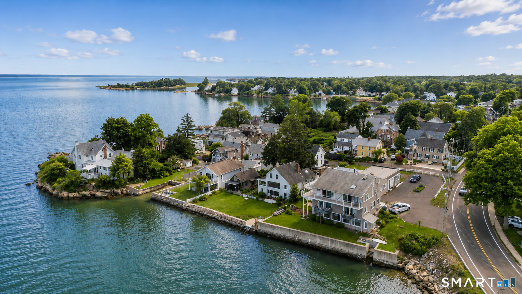 4 Little Bay Lane Branford CT 06405