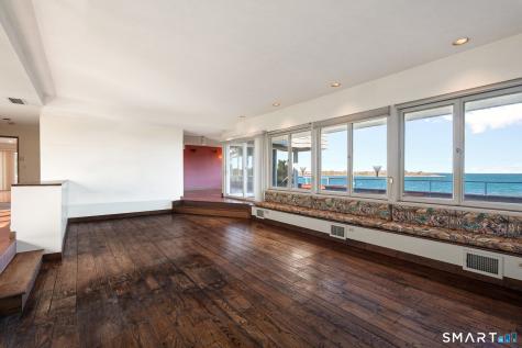 39 Chippechaug Trail Stonington CT 06355