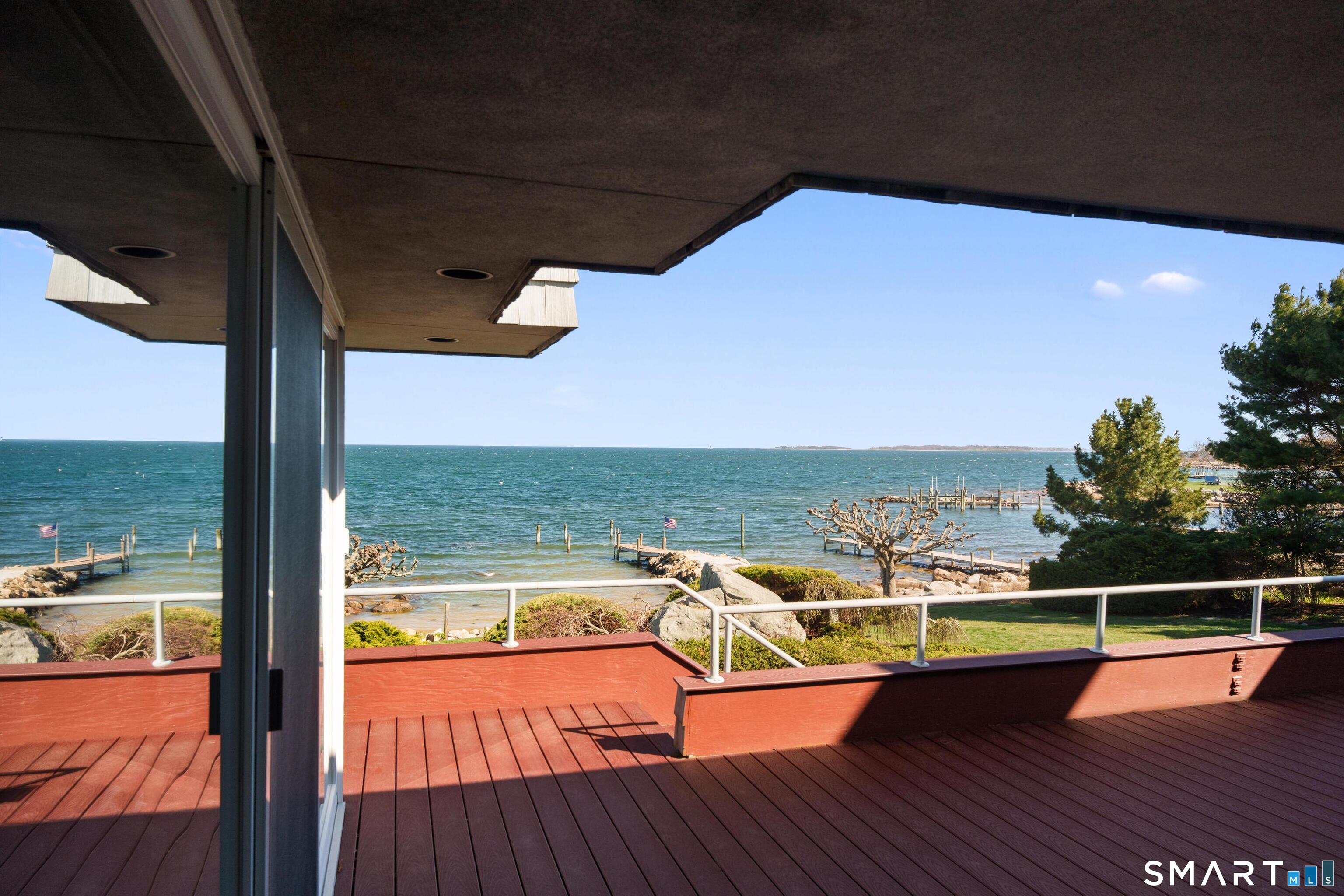 39 Chippechaug Trail Stonington CT 06355