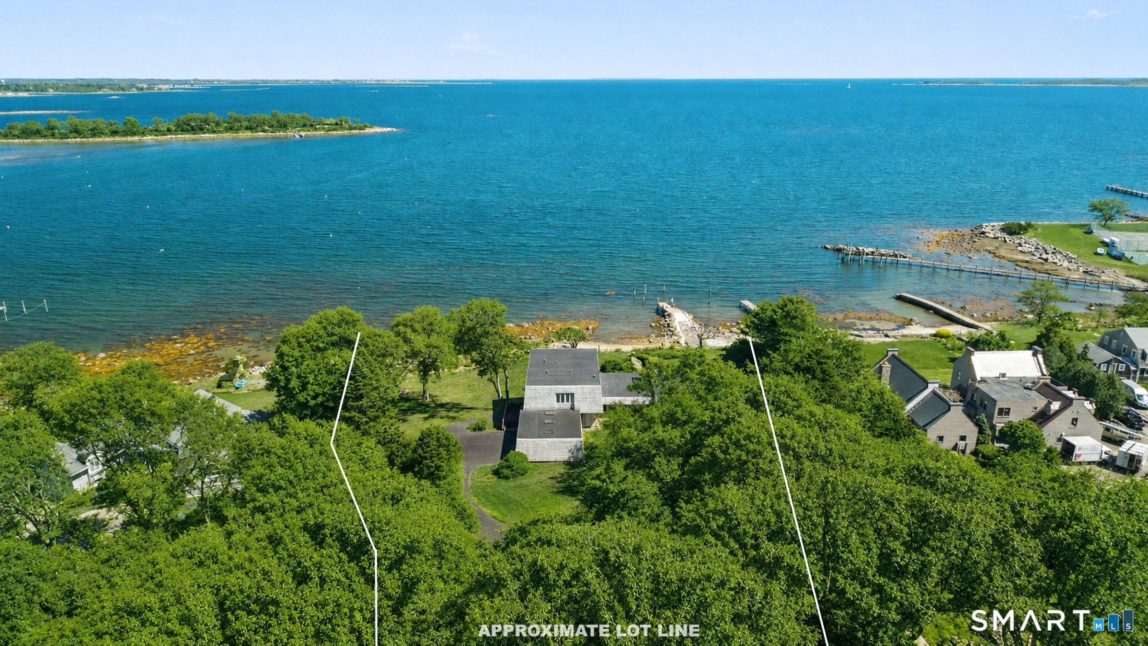 39 Chippechaug Trail Stonington CT 06355