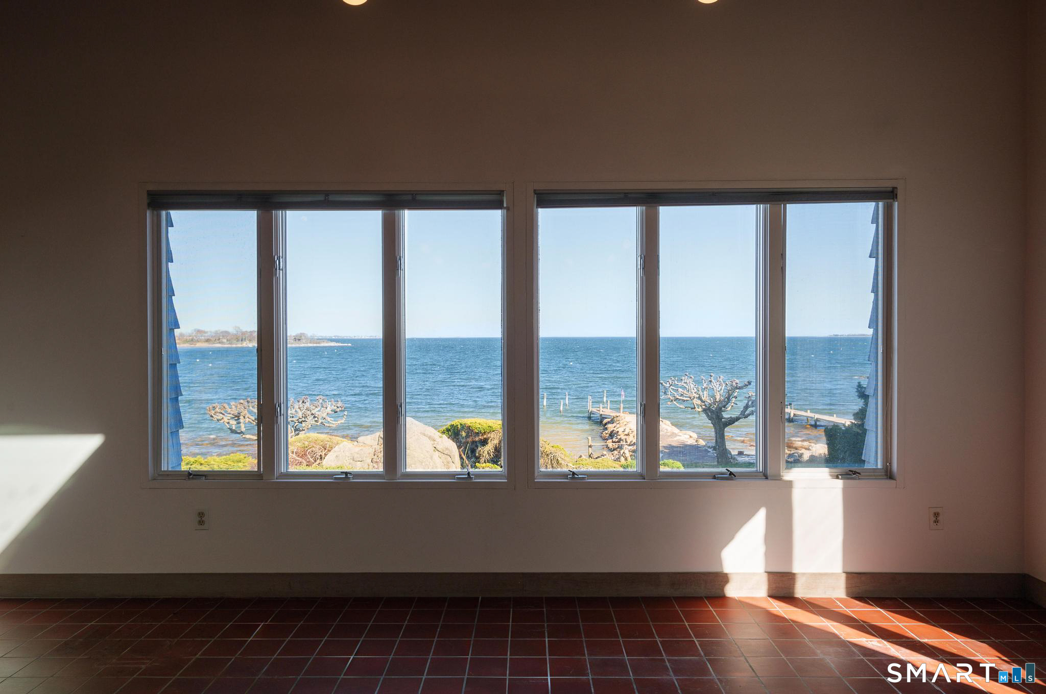 39 Chippechaug Trail Stonington CT 06355