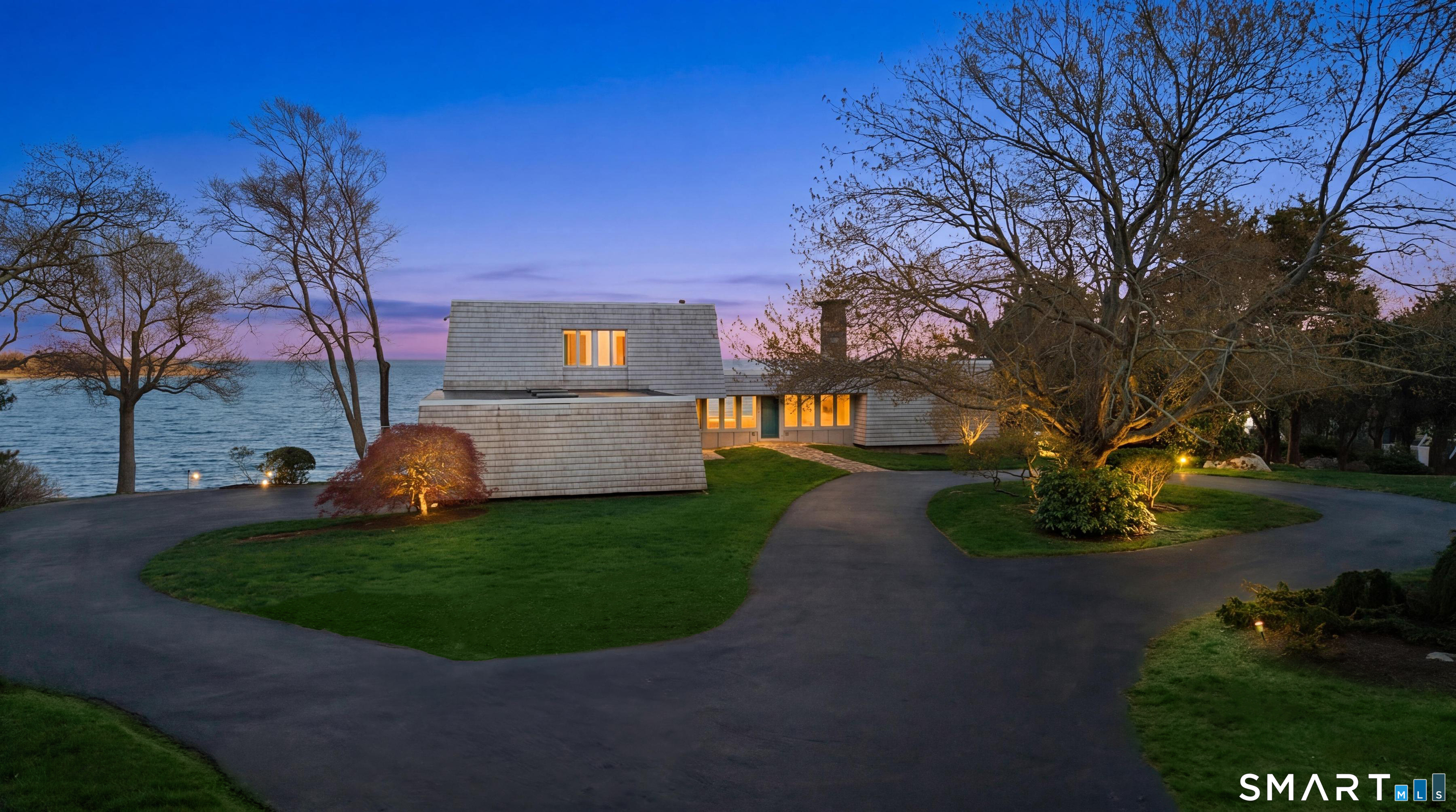39 Chippechaug Trail Stonington CT 06355