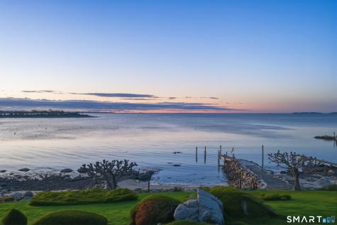 39 Chippechaug Trail Stonington CT 06355