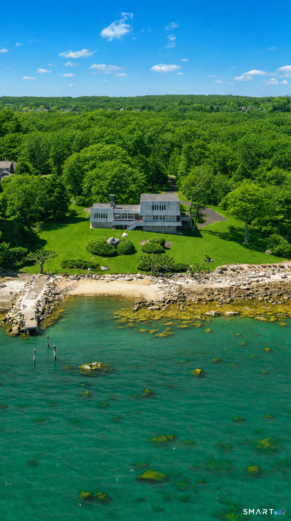 39 Chippechaug Trail Stonington CT 06355