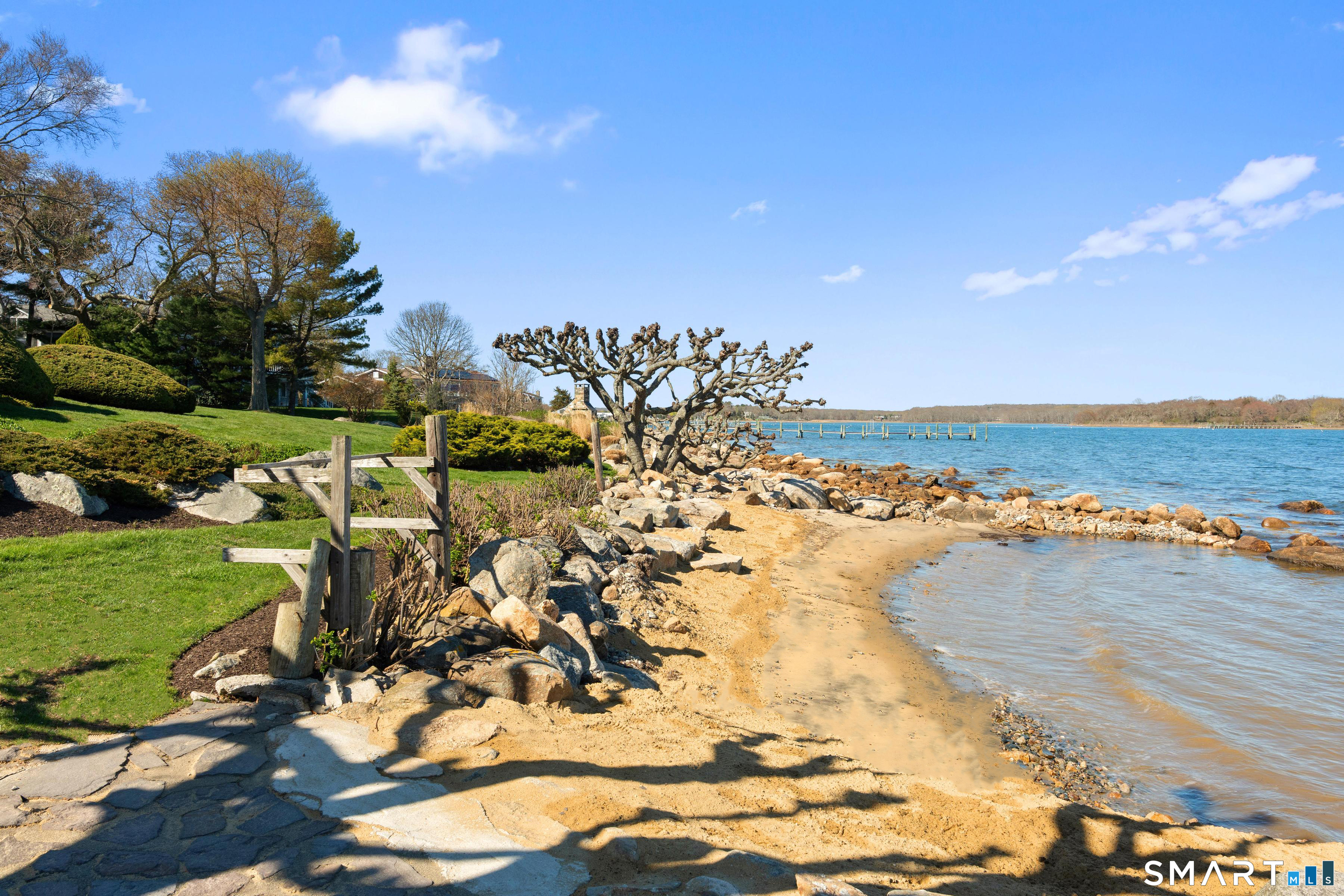 39 Chippechaug Trail Stonington CT 06355