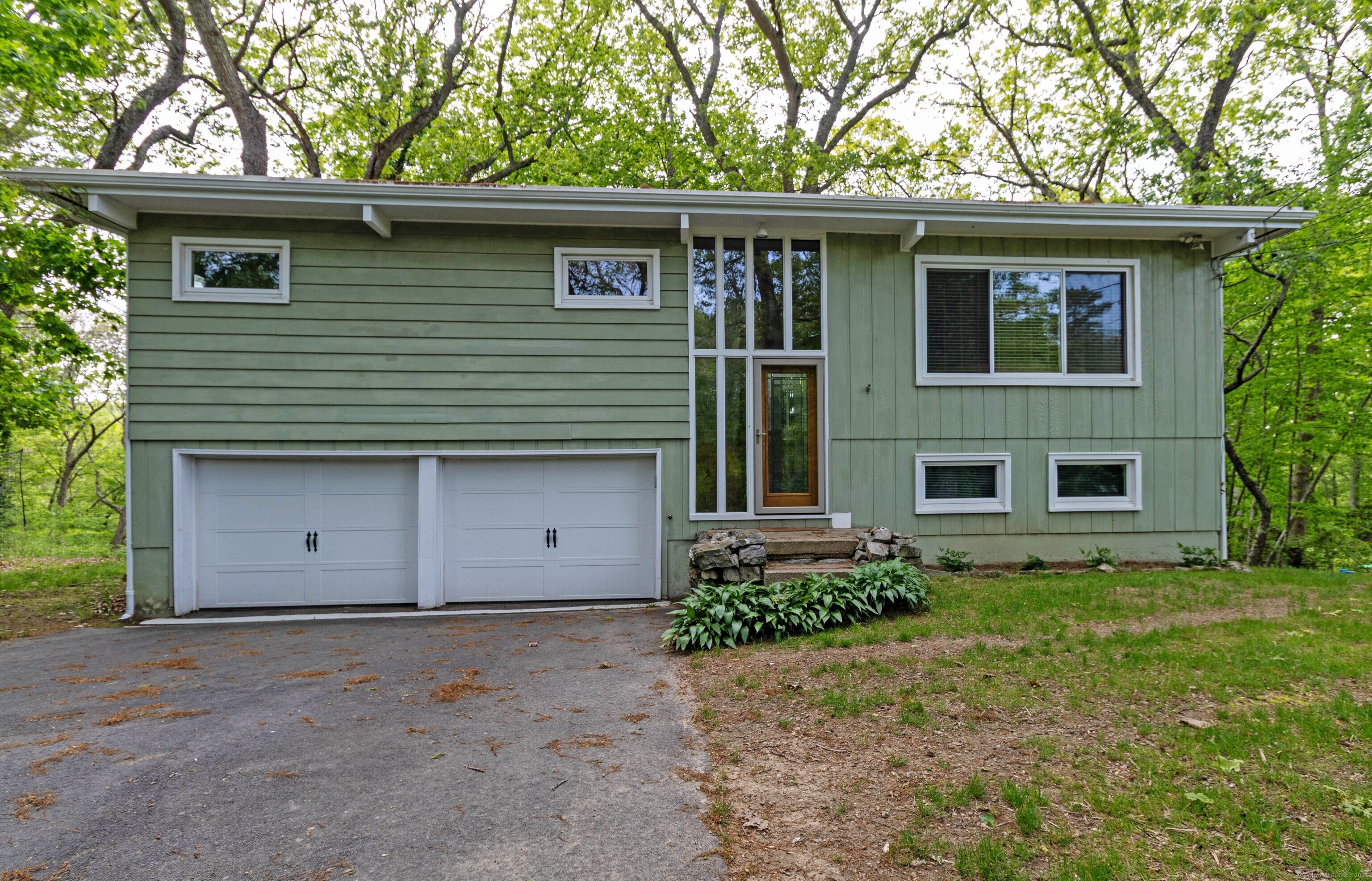 37 Richard Road Ledyard CT 06335