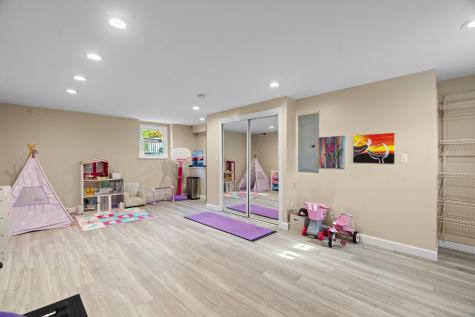 72 Hyla Lane North Branford CT 06472