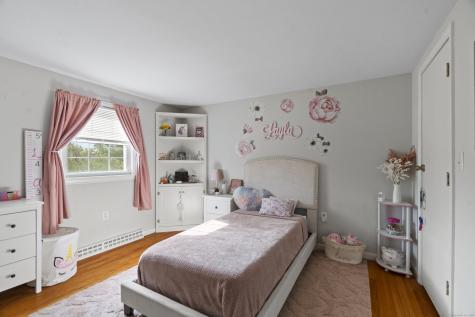 72 Hyla Lane North Branford CT 06472