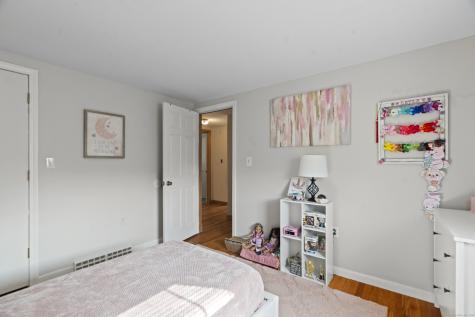 72 Hyla Lane North Branford CT 06472