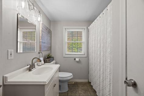 72 Hyla Lane North Branford CT 06472