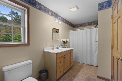 72 Hyla Lane North Branford CT 06472