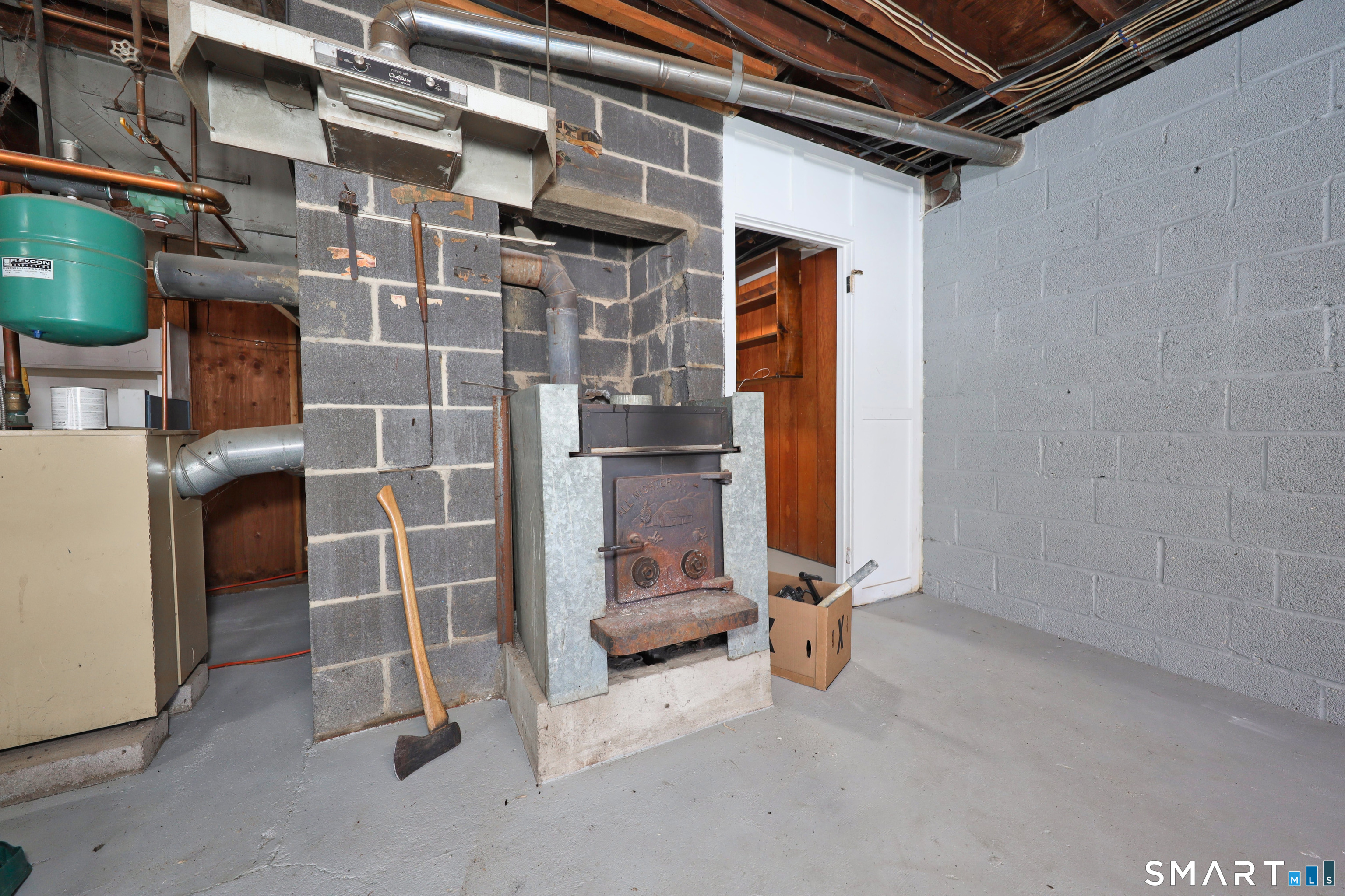 178 Bushnell Avenue Watertown CT 06779