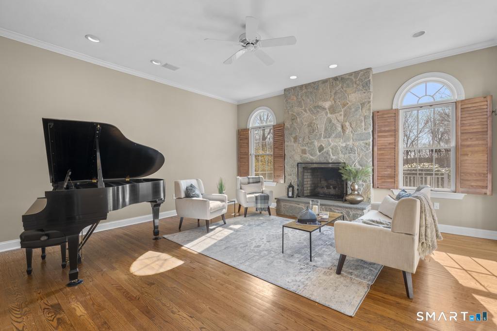 14 Cleft Rock Road Woodbridge CT 06525