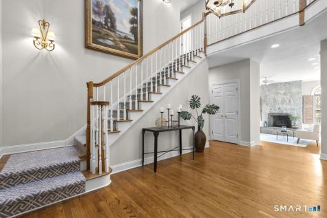 14 Cleft Rock Road Woodbridge CT 06525