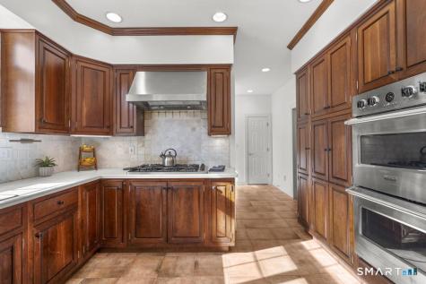 14 Cleft Rock Road Woodbridge CT 06525