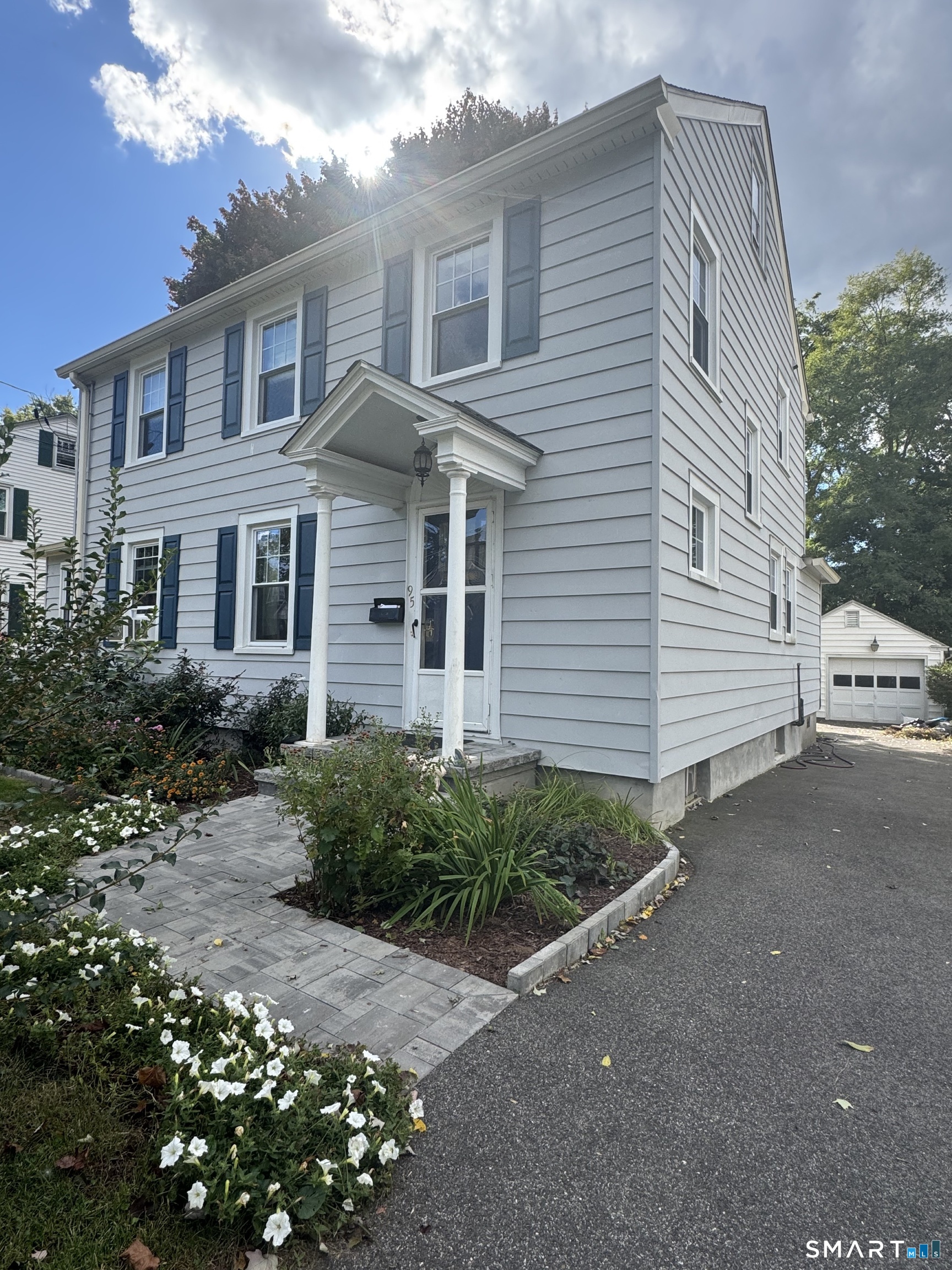 95 Hunting Hill Avenue Middletown CT 06457