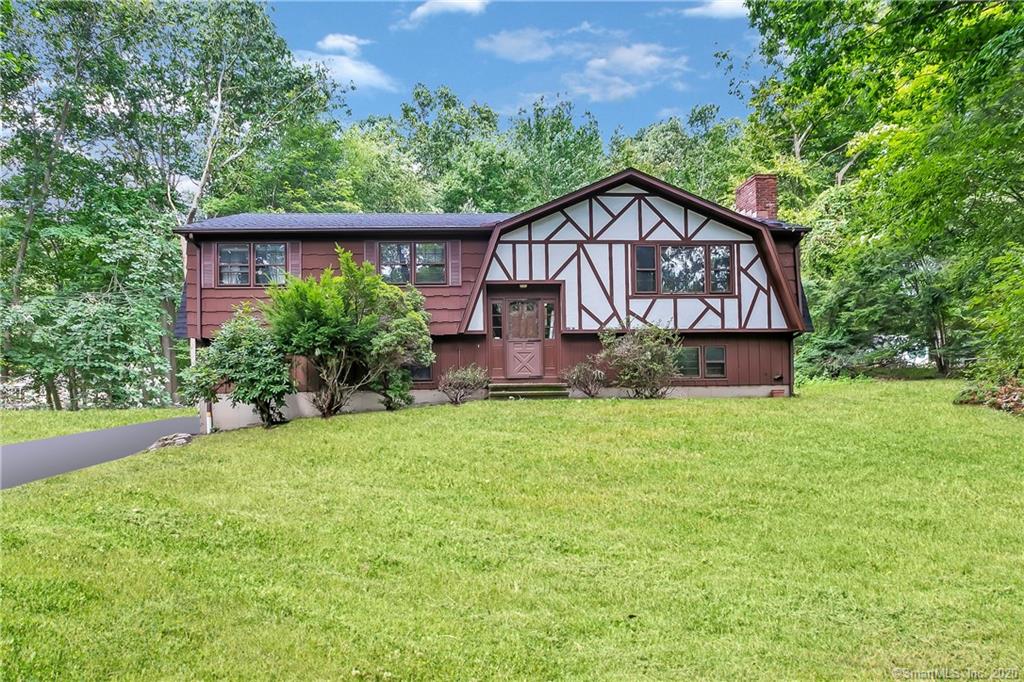 25 Darrin Drive Shelton CT 06484