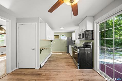 3 Beechwood Road Montville CT 06370