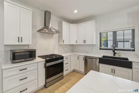 67 Luca Lane Wethersfield CT 06109