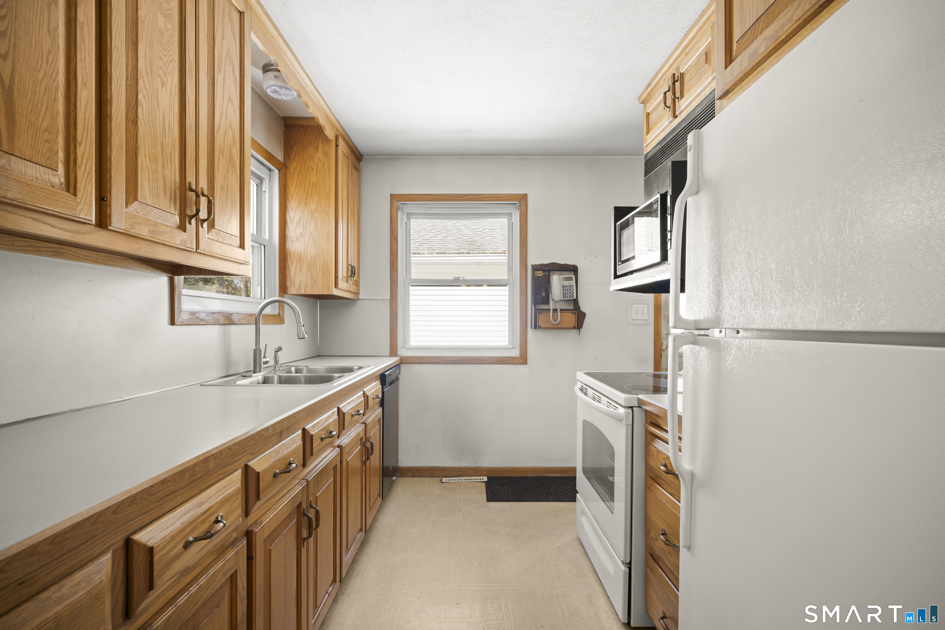 13 Silver Drive Burlington CT 06013