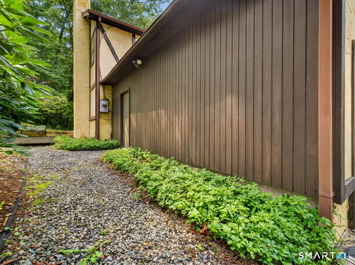 861 Shewville Road Ledyard CT 06339