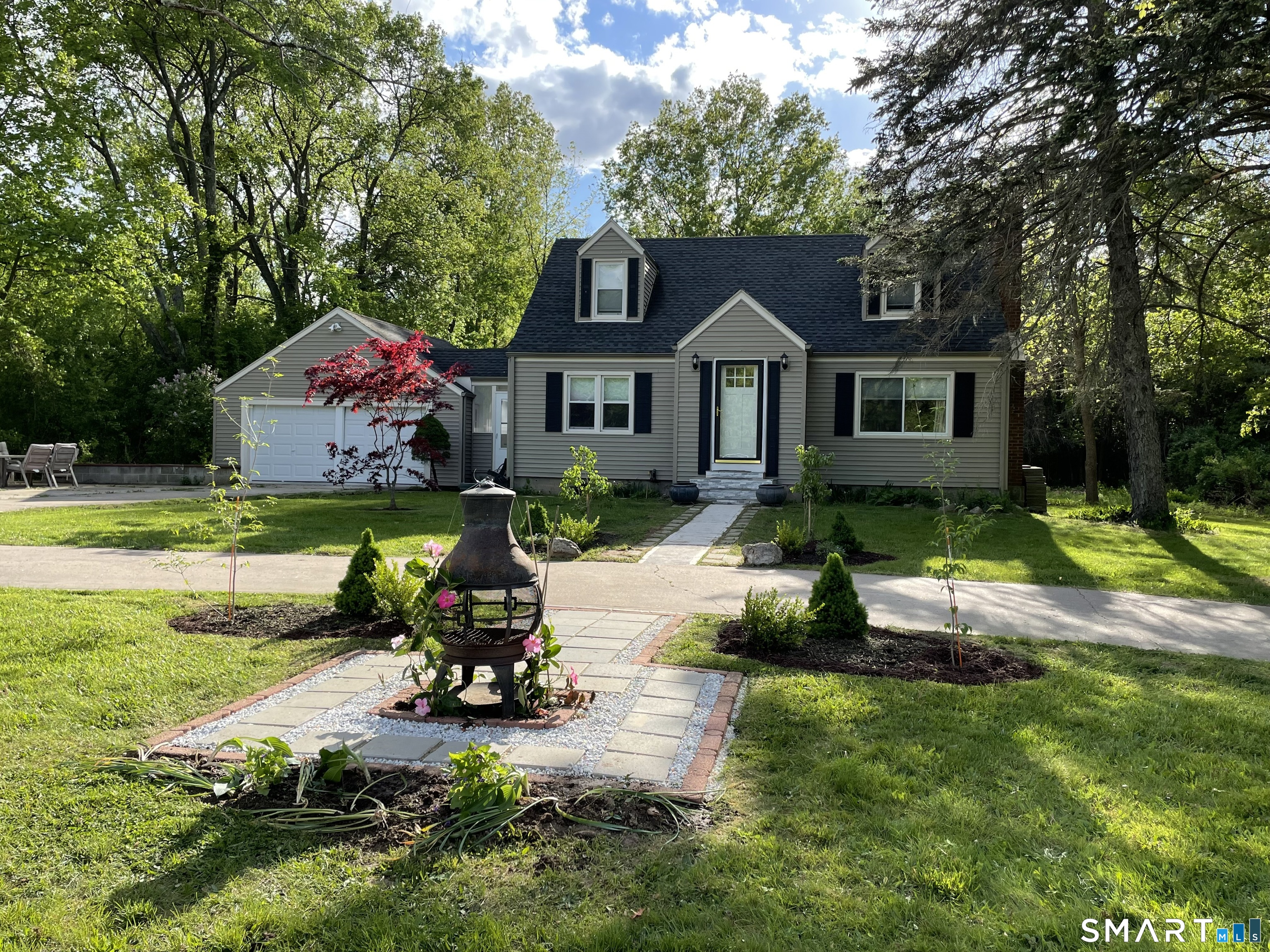1347 Hall Boulevard Bloomfield CT 06002