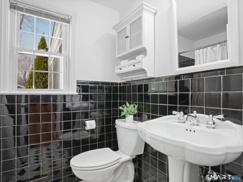 148 Millspaugh Drive Fairfield CT 06824