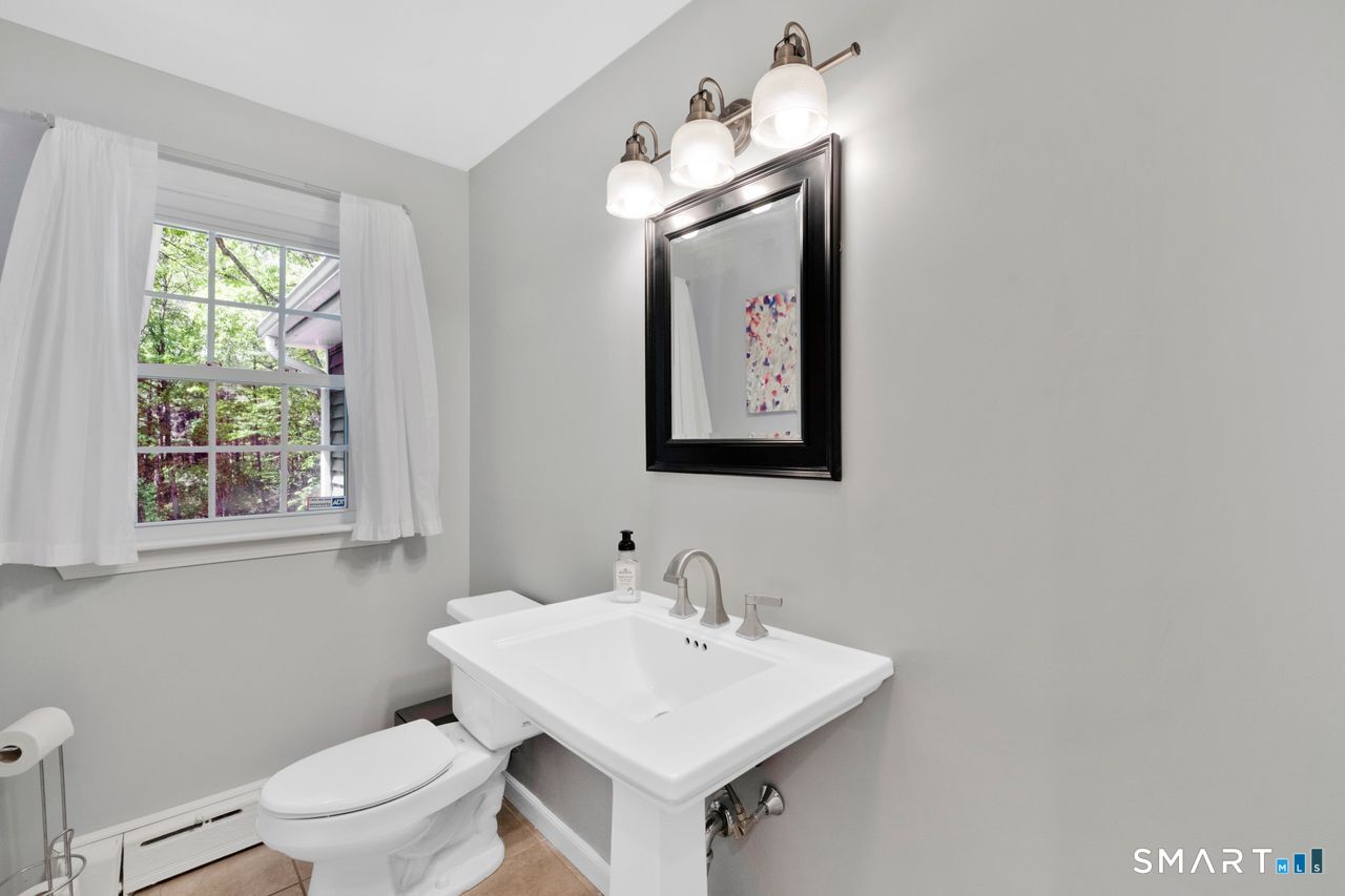 1013 Ratley Road Suffield CT 06093