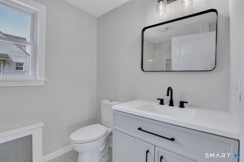 19 Songonosk Street Windsor CT 06095